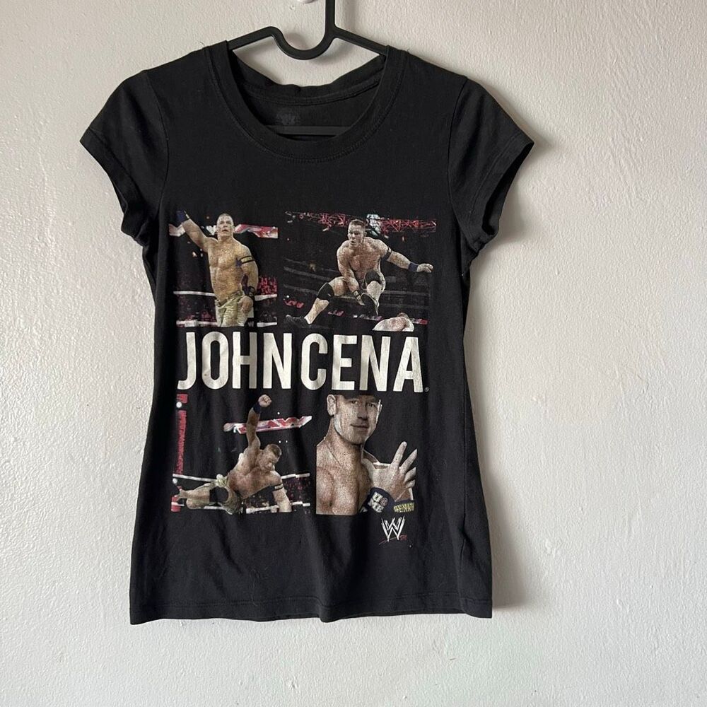 WW Entertainment John Cena Short Sleeve T-Shirt: small